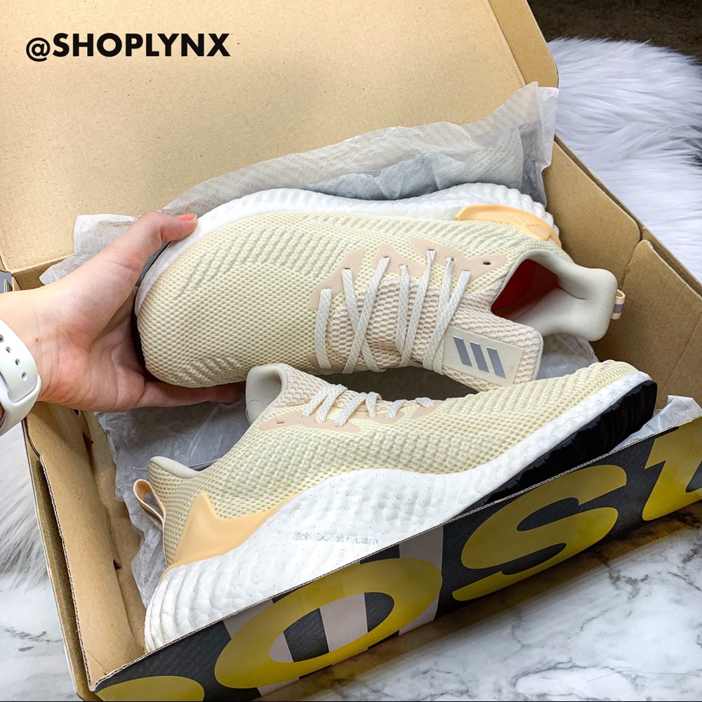 Adidas Alphaboost Off White Men’s Sneaker - Picture 8 of 8